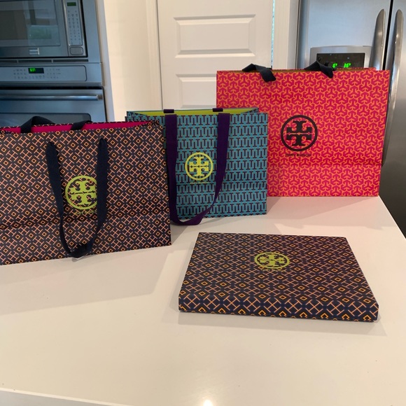 Tory Burch Handbags - Tory Burch shopping bags and box